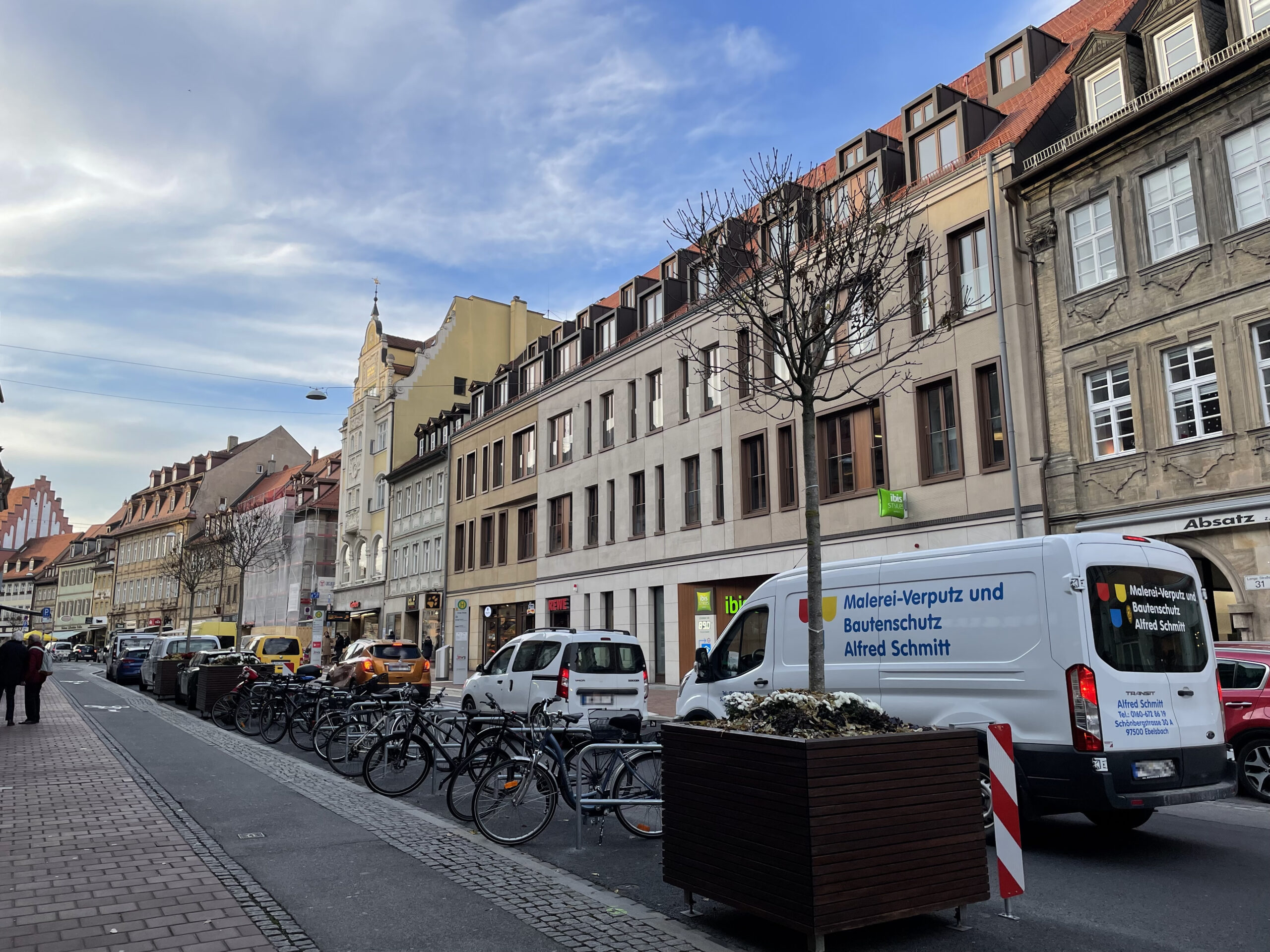 IMG_77781 Der alltägliche Autostau in der Langen Straße